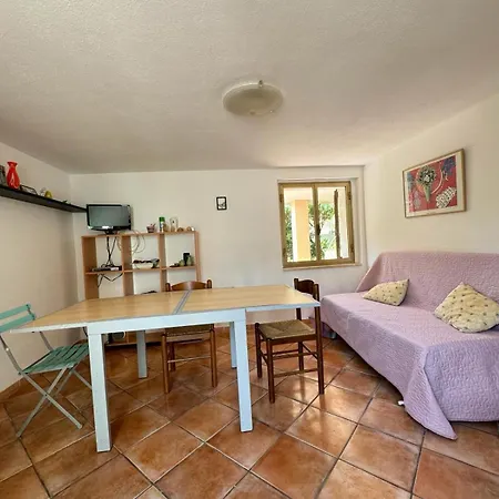 Pm 5 Via Del Cisto Apartamento S'Archittu