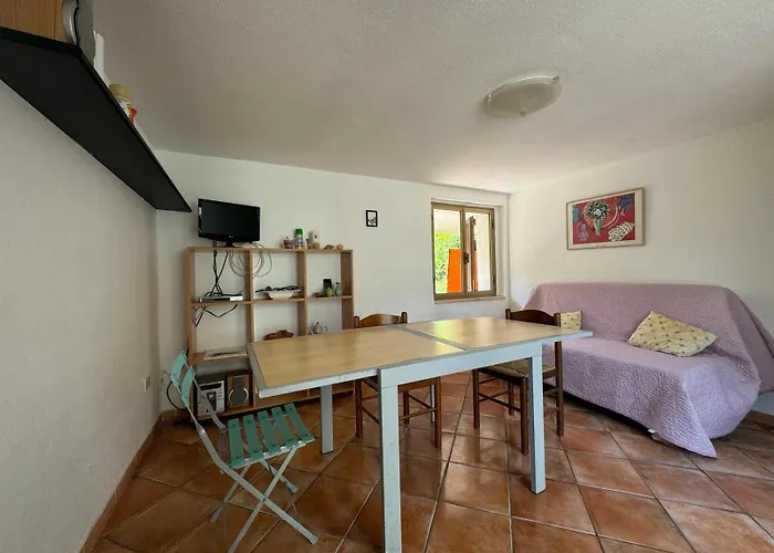 Pm 5 Via Del Cisto Apartman S'archittu Cuglieri